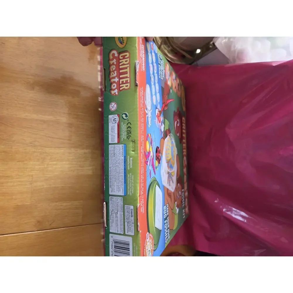 New Crayola Critter Creator Fossil Kit